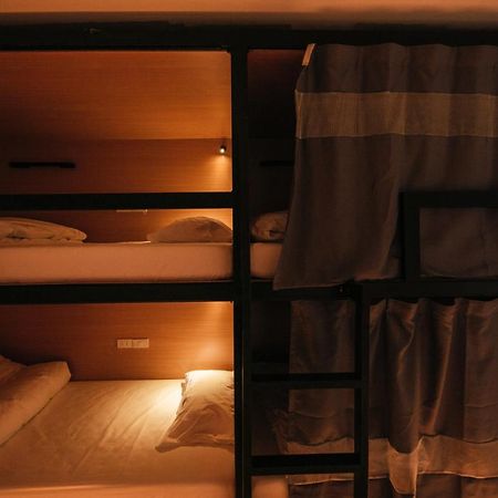 Sylvis Hostel Chiangmai Chiang Mai Esterno foto