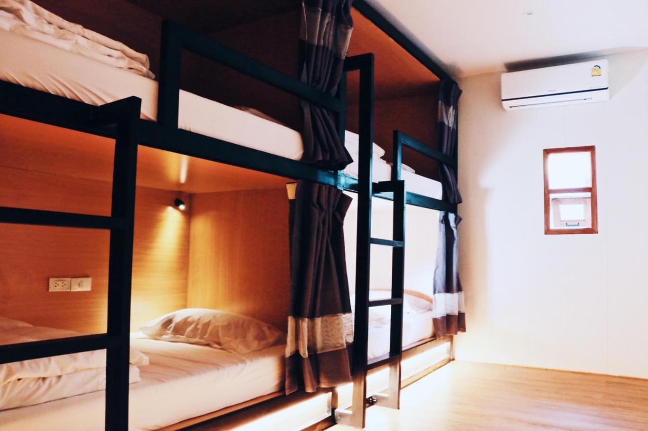 Sylvis Hostel Chiangmai Chiang Mai Esterno foto