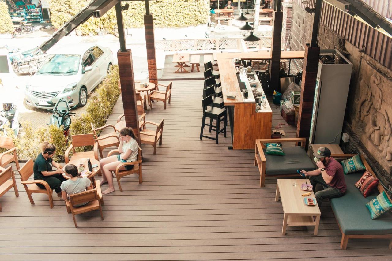 Sylvis Hostel Chiangmai Chiang Mai Esterno foto